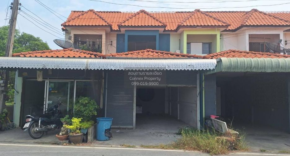 For sale 2 bedrooms townhouse in Mueang Nakhon Pathom, Nakhon Pathom