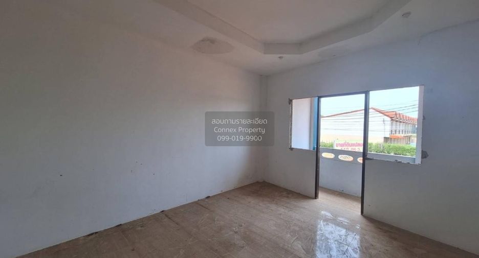 For sale 2 bedrooms townhouse in Mueang Nakhon Pathom, Nakhon Pathom