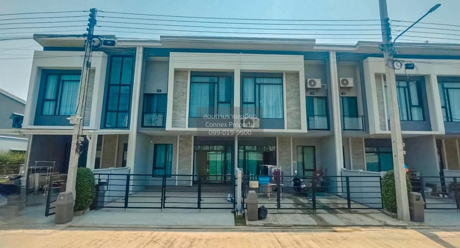 For sale 3 ベッドルーム townhouse in Khlong Luang, Pathum Thani
