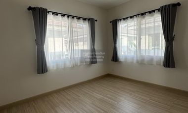 For sale 3 bedrooms house in Mueang Nonthaburi, Nonthaburi