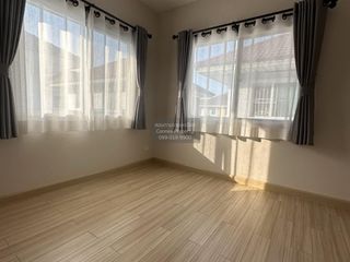 For sale 3 bedrooms house in Mueang Nonthaburi, Nonthaburi