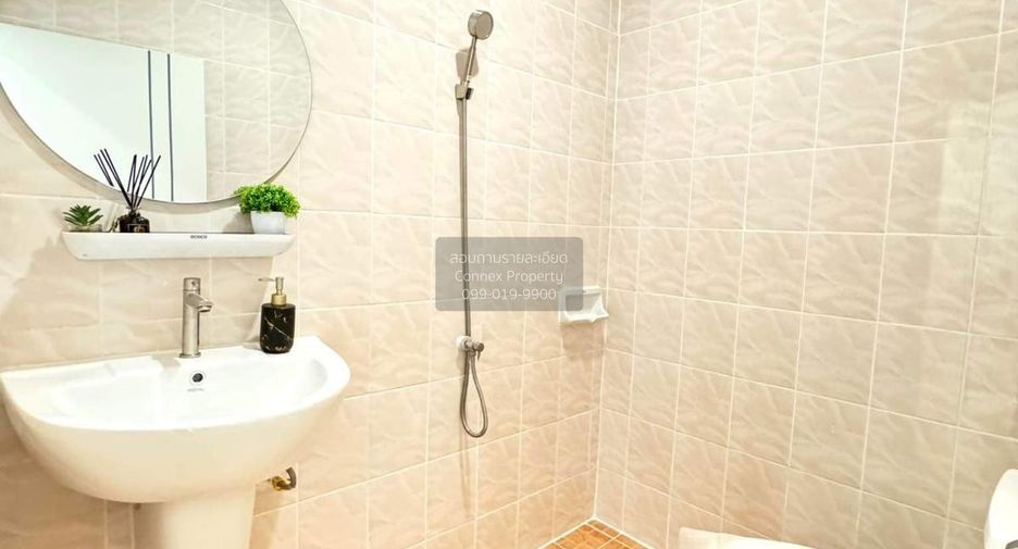 For sale 4 bedrooms townhouse in Thanyaburi, Pathum Thani
