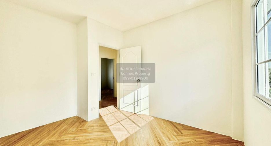 For sale 4 bedrooms townhouse in Thanyaburi, Pathum Thani