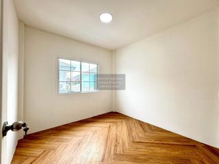 For sale 4 bedrooms townhouse in Thanyaburi, Pathum Thani