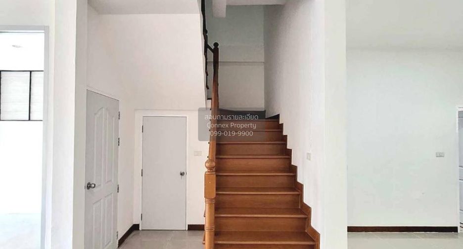 For sale 3 ベッドルーム townhouse in Bang Kruai, Nonthaburi