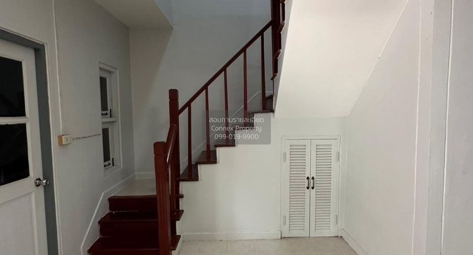 For sale 3 bedrooms house in Mueang Samut Prakan, Samut Prakan
