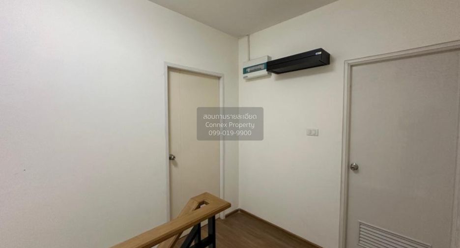 For sale 3 bedrooms townhouse in Mueang Nonthaburi, Nonthaburi