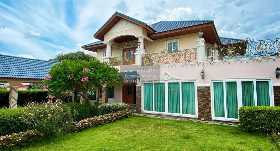 Casa en venta de 4 habitaciones en Bang Khen, Bangkok