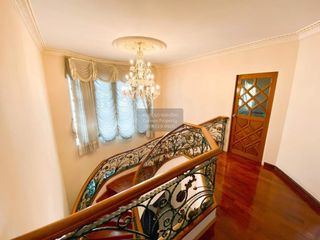 Casa en venta de 4 habitaciones en Bang Khen, Bangkok