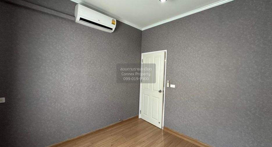Casa adosada en venta de 4 habitaciones en Mueang Samut Sakhon, Samut Sakhon