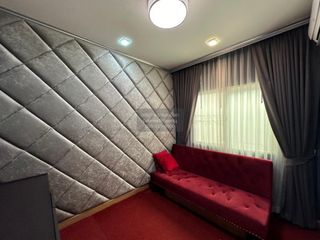 For sale 4 bedrooms townhouse in Mueang Samut Sakhon, Samut Sakhon
