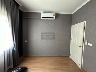 For sale 4 bedrooms townhouse in Mueang Samut Sakhon, Samut Sakhon