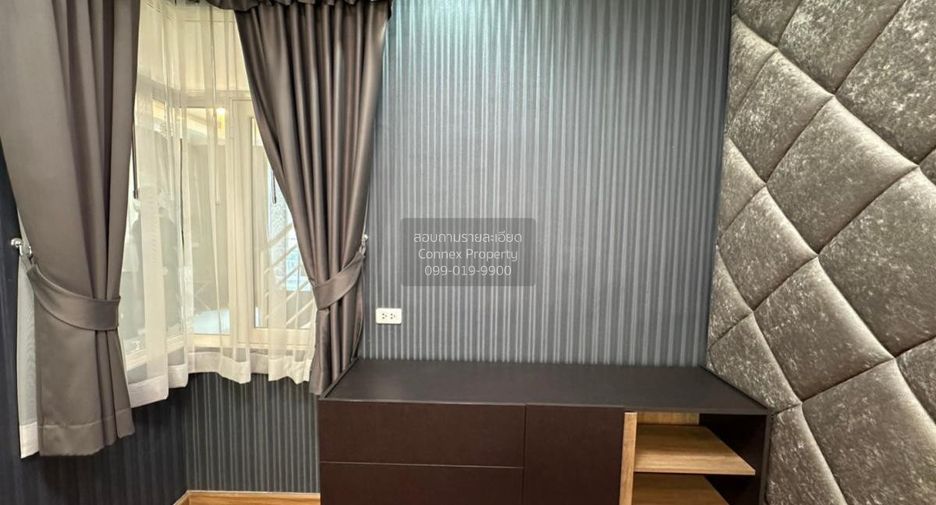 Casa adosada en venta de 4 habitaciones en Mueang Samut Sakhon, Samut Sakhon