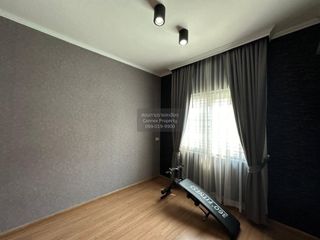 For sale 4 bedrooms townhouse in Mueang Samut Sakhon, Samut Sakhon