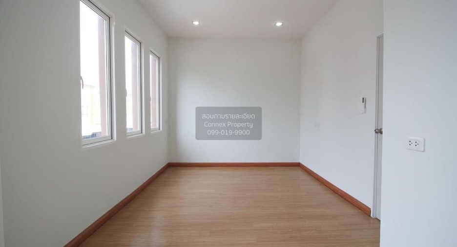 Casa adosada en venta de 3 habitaciones en Nong Khaem, Bangkok