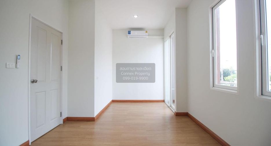 Casa adosada en venta de 3 habitaciones en Nong Khaem, Bangkok
