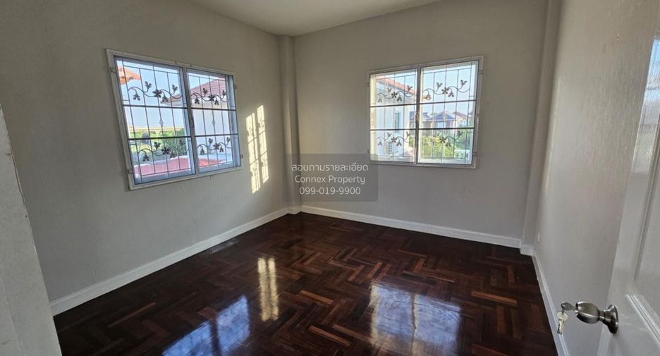 For sale 3 bedrooms house in Mueang Nonthaburi, Nonthaburi