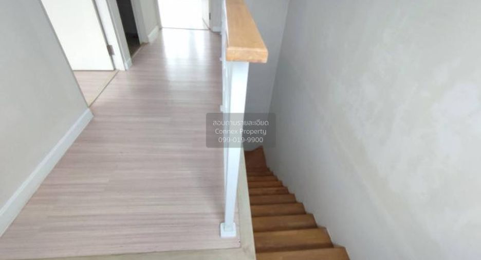 Casa adosada en venta de 3 habitaciones en Chom Thong, Bangkok