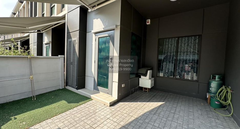 For sale 3 bedrooms townhouse in Bang Phli, Samut Prakan