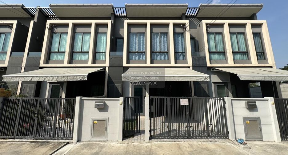 For sale 3 bedrooms townhouse in Bang Phli, Samut Prakan