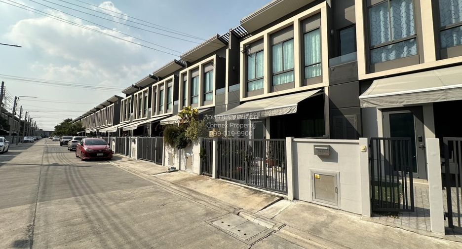 For sale 3 bedrooms townhouse in Bang Phli, Samut Prakan