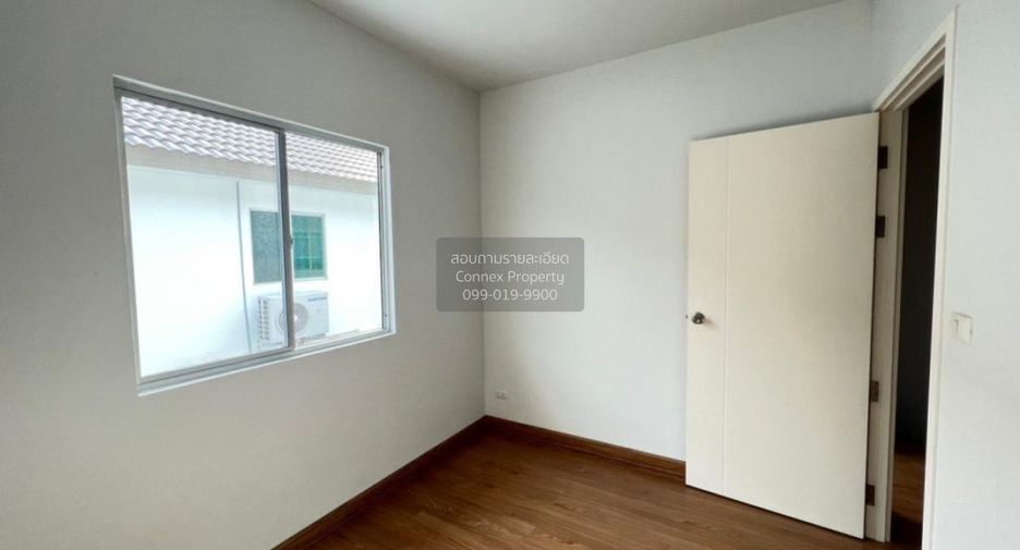 For sale 3 bedrooms townhouse in Sai Noi, Nonthaburi