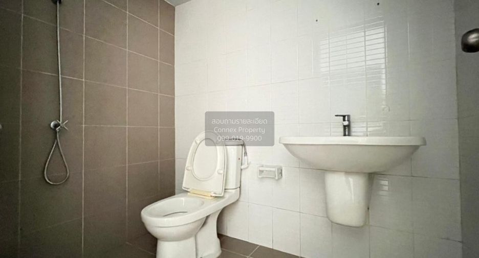 For sale 3 bedrooms townhouse in Sai Noi, Nonthaburi