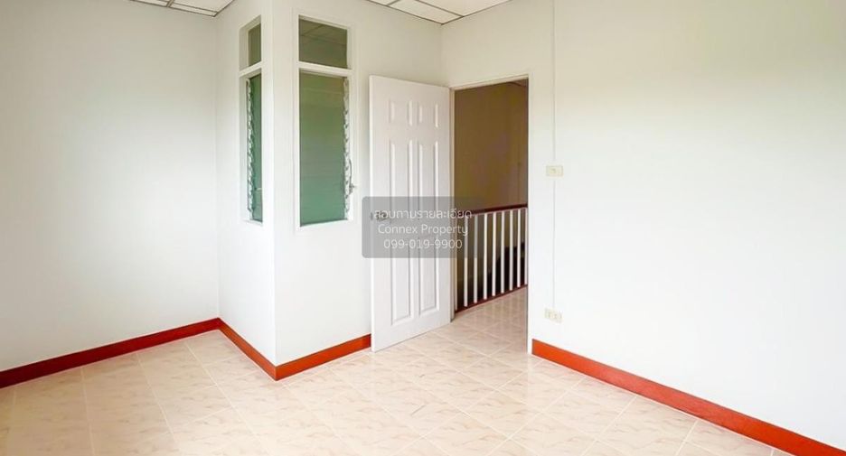 For sale 2 bedrooms townhouse in Sai Noi, Nonthaburi