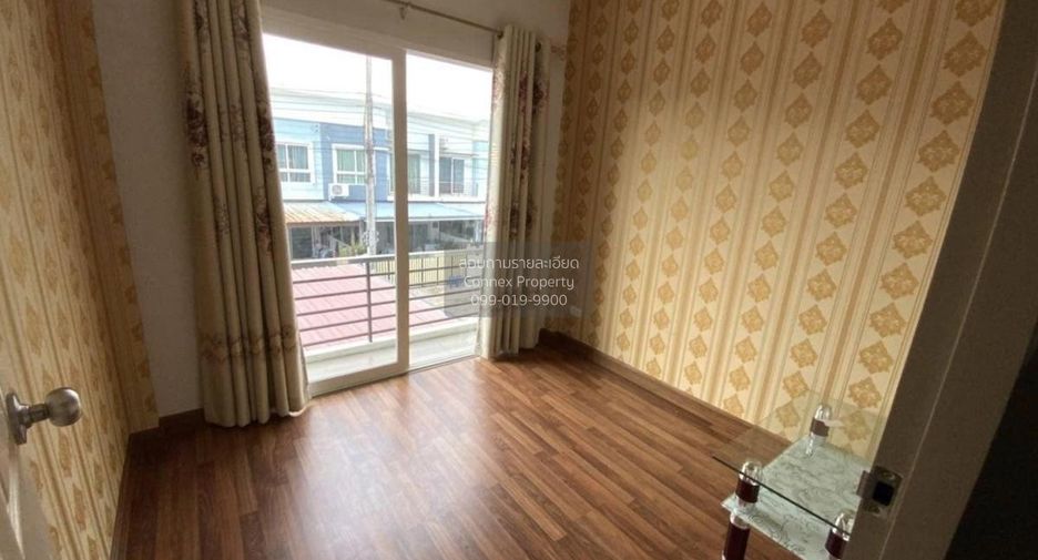 For sale 3 bedrooms townhouse in Lam Luk Ka, Pathum Thani