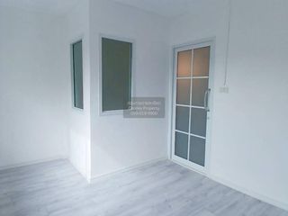 For sale 2 bedrooms townhouse in Sai Noi, Nonthaburi