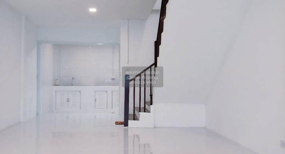 For sale 2 bedrooms townhouse in Sai Noi, Nonthaburi