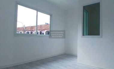 For sale 2 bedrooms townhouse in Sai Noi, Nonthaburi