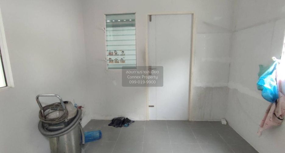 For sale 3 bedrooms house in Bang Khun Thian, Bangkok
