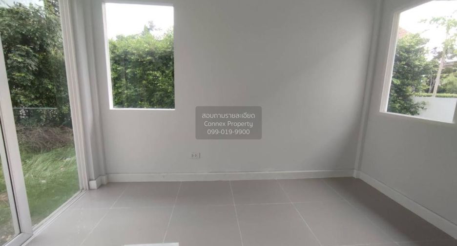 For sale 3 bedrooms house in Bang Khun Thian, Bangkok