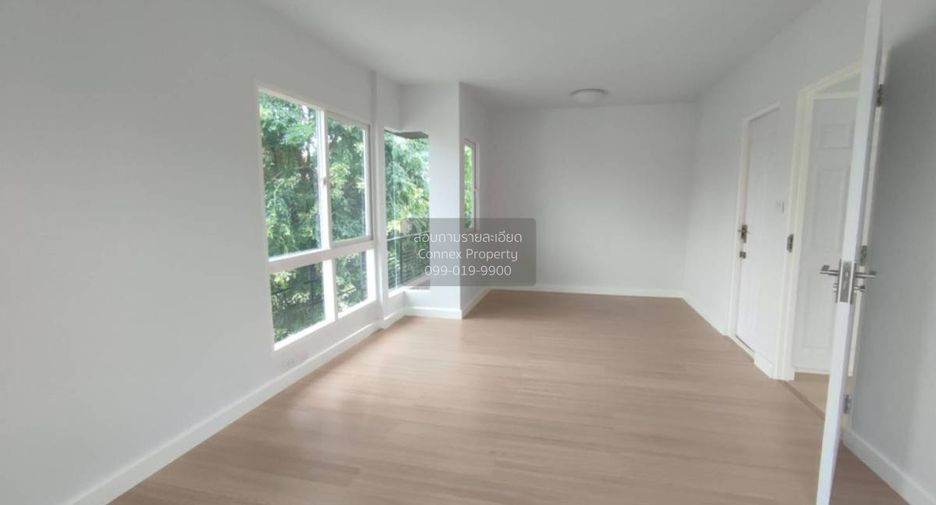 For sale 3 bedrooms house in Bang Khun Thian, Bangkok