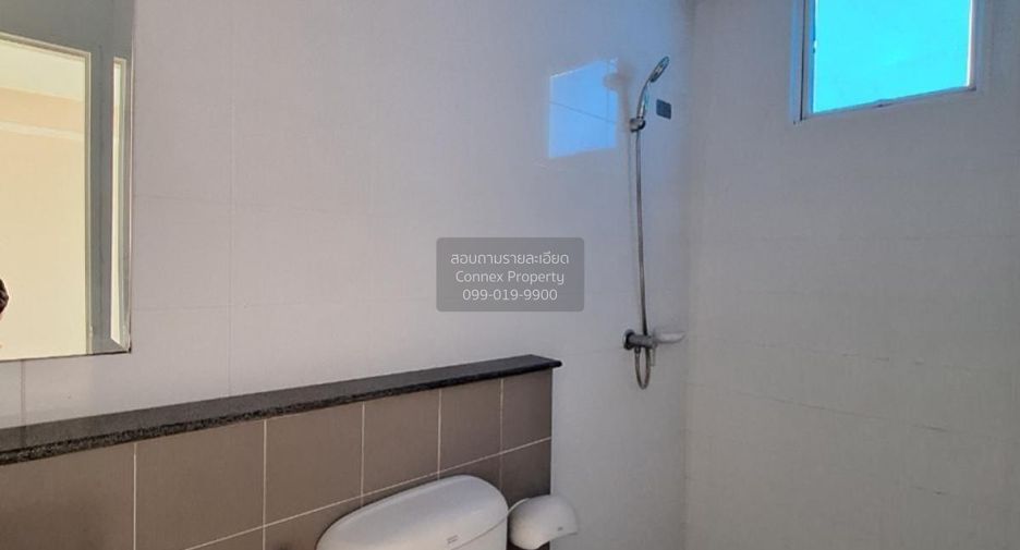 For sale 3 bedrooms townhouse in Sai Noi, Nonthaburi