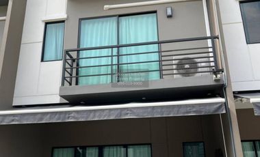 Продажа 3 спальни таунхаус в Bang Kruai, Нонтабури