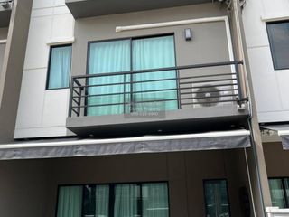 Продажа 3 спальни таунхаус в Bang Kruai, Нонтабури