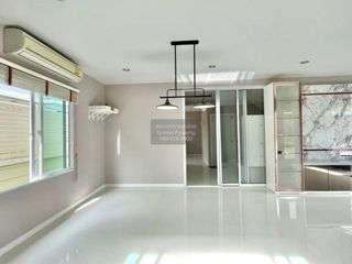 For sale 3 bedrooms house in Mueang Samut Sakhon, Samut Sakhon
