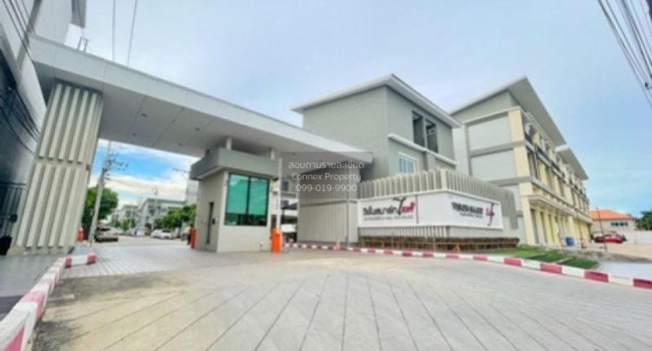For sale 3 bedrooms townhouse in Bang Bua Thong, Nonthaburi