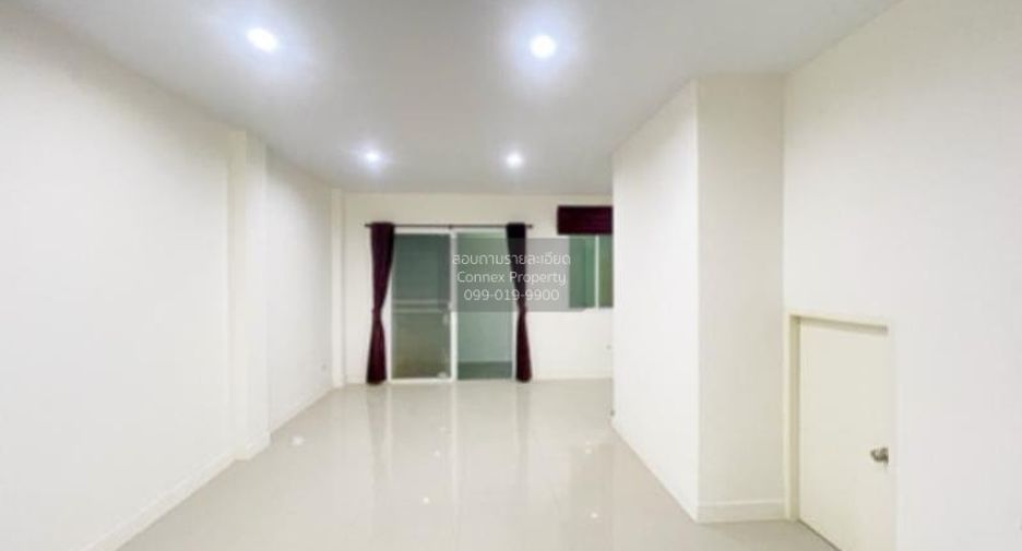 For sale 3 bedrooms townhouse in Bang Bua Thong, Nonthaburi