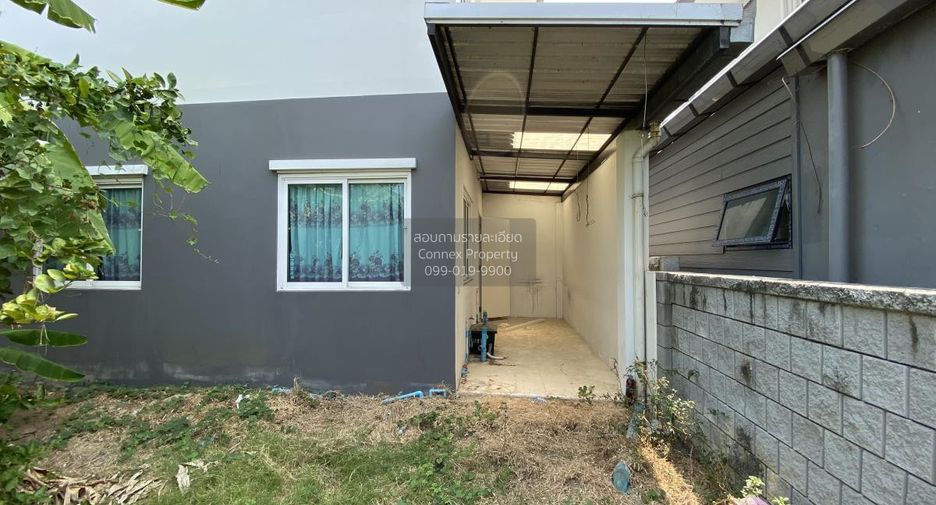 Reihenhaus zum Kauf mit 3 Zimmer in Sam Khok, Pathum Thani