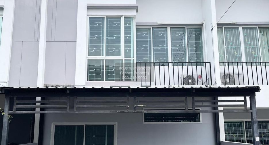 Casa adosada en venta de 3 habitaciones en Min Buri, Bangkok