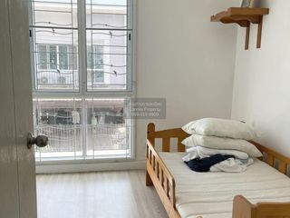 Casa adosada en venta de 3 habitaciones en Min Buri, Bangkok