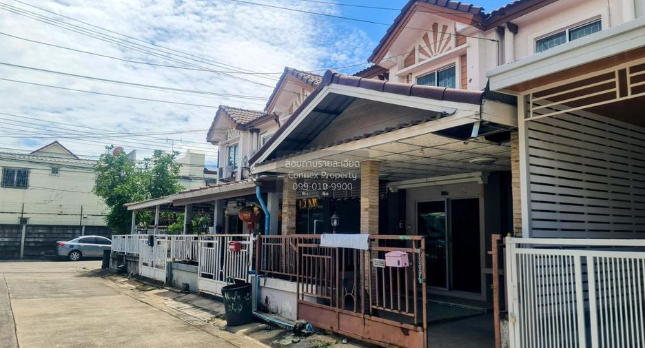 For sale 3 bedrooms townhouse in Thanyaburi, Pathum Thani