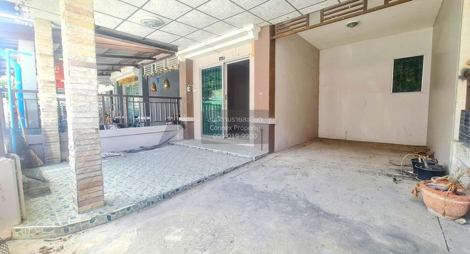 For sale 3 bedrooms townhouse in Thanyaburi, Pathum Thani