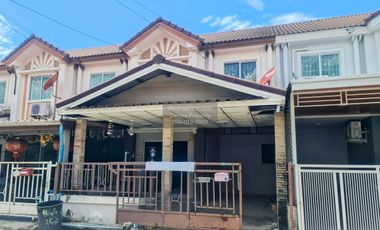 For sale 3 bedrooms townhouse in Thanyaburi, Pathum Thani