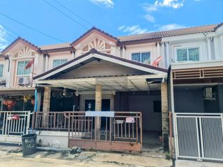 For sale 3 bedrooms townhouse in Thanyaburi, Pathum Thani
