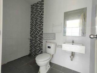 For sale 3 bedrooms townhouse in Bang Pa-in, Phra Nakhon Si Ayutthaya