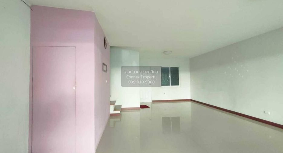 For sale 2 bedrooms townhouse in Mueang Saraburi, Saraburi